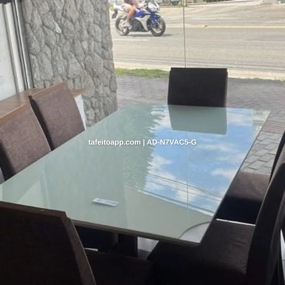 mesa de vidro usada perfeito estado - R$ 1.200,00 | Tá Feito