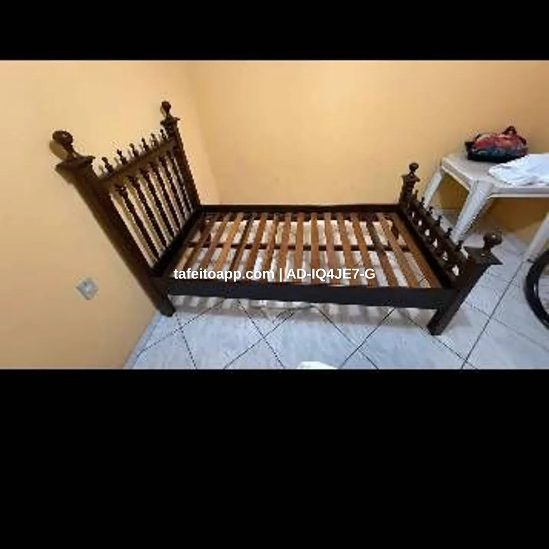 cama de solteiro de madeira - R$ 550,00 | Tá Feito