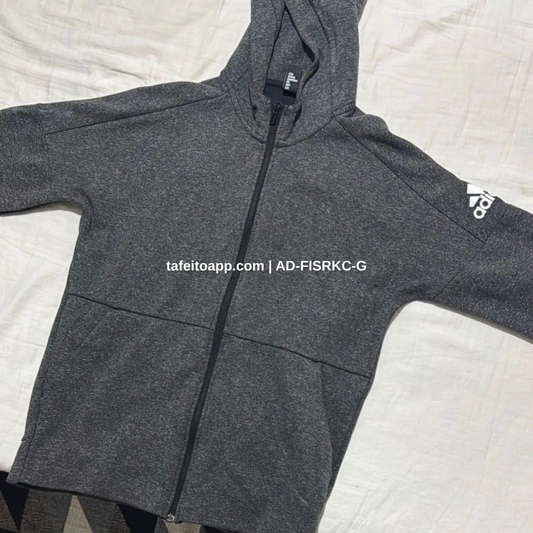 Casaco Adidas - R$ 200,00 | Tá Feito