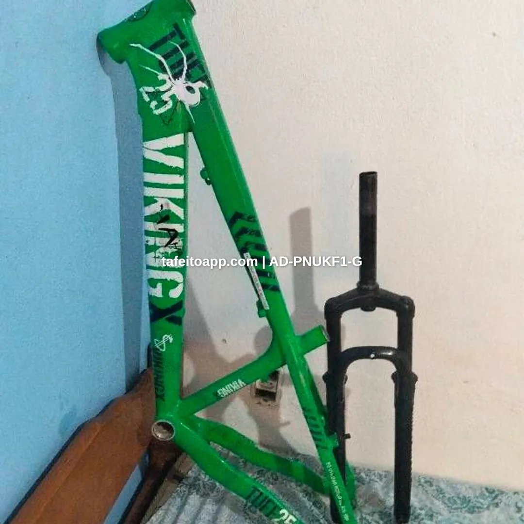 quadro viking tuff 25 verde com Susp de brinde - R$ 300,00 | Tá Feito