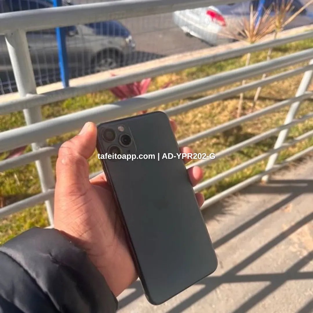 iPhone 11 64gb - R$ 1.300,00 | Tá Feito