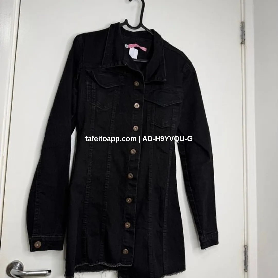 Jaqueta Jeans alongada TAM P/M - R$ 40,00 | Tá Feito